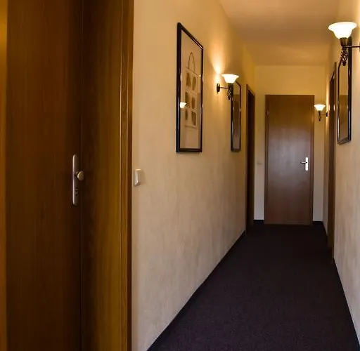 Gaestehaus Zur Kurve Zirndorf