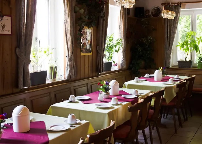 Gaestehaus Zur Kurve